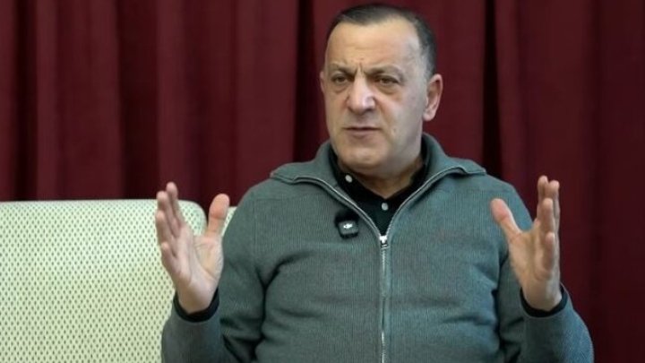 Nazim Pişiyari: özünə Hörmət Edən Müğənni Efirə çıxmaz!