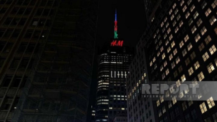 Nyu-York Göydələnləri Azərbaycan Bayrağı Ilə Işıqlandırıldı (FOTO) Nyu-York Göydələnləri Azərbaycan Bayrağı Ilə Işıqlandırıldı (FOTO)