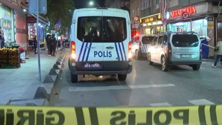 Boşandığı Qadının Keçmiş ərini öldürüb, Daha Sonra özünü Silahla Vurdu Boşandığı Qadının Keçmiş ərini öldürüb, Daha Sonra özünü Silahla Vurdu