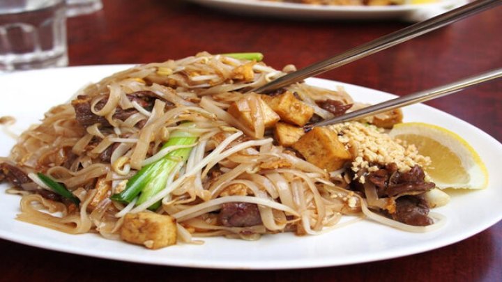 Niyə Yeməyi Asiyada çubuq, Başqa Yerlərdə Isə Qaşıq Və çəngəllə Yeyirlər? Niyə Yeməyi Asiyada çubuq, Başqa Yerlərdə Isə Qaşıq Və çəngəllə Yeyirlər?