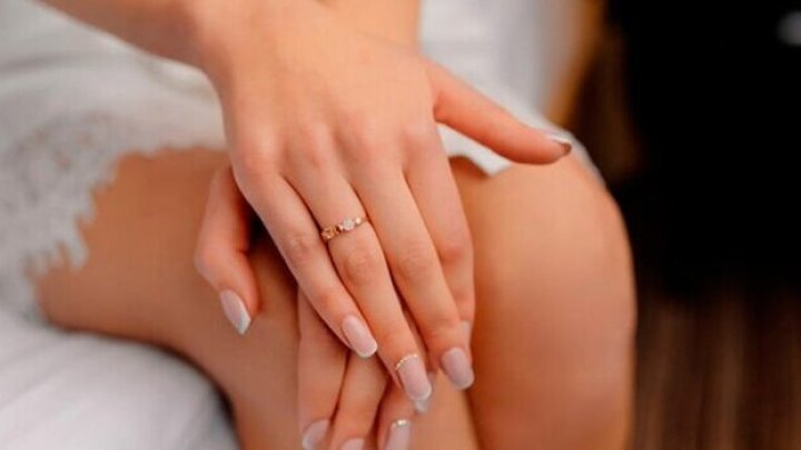 Kişi Tapılmayan ölkə - Qadınlar ərə Getmək üçün Ev, Maşın Təklif Edir Kişi Tapılmayan ölkə - Qadınlar ərə Getmək üçün Ev, Maşın Təklif Edir