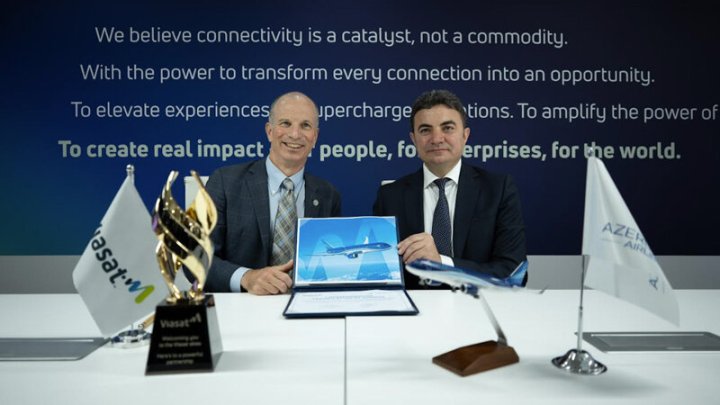 AZAL Və "Viasat" Təyyarələrin Yüksəksürətli Internetlə Təchiz Edilməsinə Dair Saziş Imzalayıb AZAL Və "Viasat" Təyyarələrin Yüksəksürətli Internetlə Təchiz Edilməsinə Dair Saziş Imzalayıb