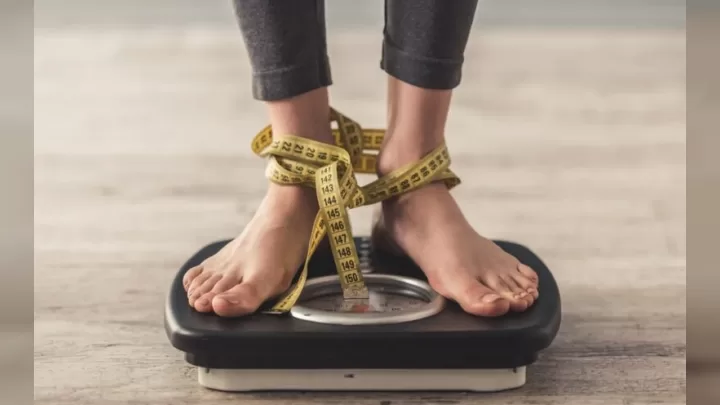 Arıqlama Sonrası Dəri Sallanması: əsas Səbəblər Və Tövsiyələr