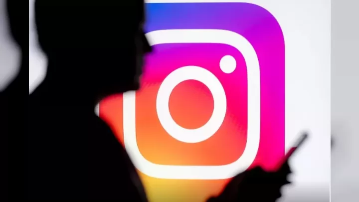 Instagram-dan şok Yeni̇li̇k: Bütün Hekayələrə Gizli Baxış Artıq Mümkün!