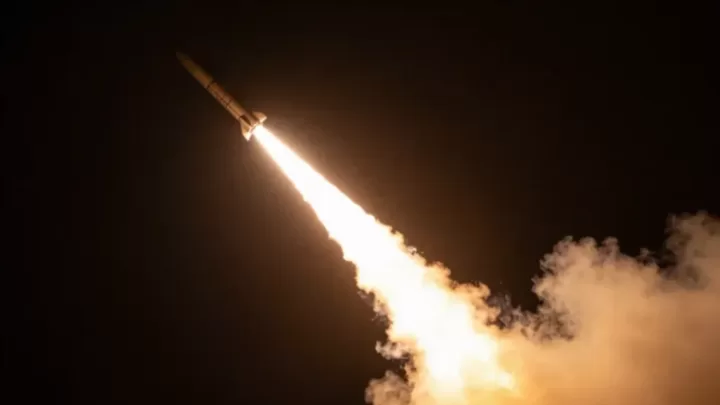 İran İsrailə Zərbələr Endirdi: Hədəfdə Kəşfiyyat Qərargahı Və Radar Stansiyası