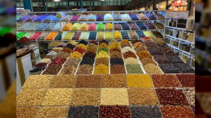 Bayram önü çərəz Bazarı Alış-verişi: Qiymətlər Nə Deyir?