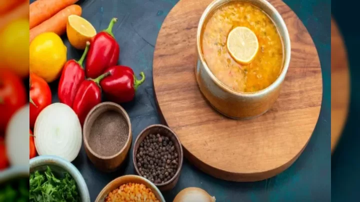 şorbanı Ləzzətli Edən Gizli ədviyyat: Nə Dəfnə, Nə Istiot!