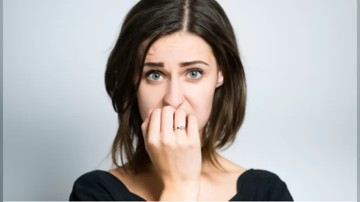 Səbəbsiz Narahatlıq: Gərginliyin Psixoloji Səbəbləri Və Azaltma Yolları