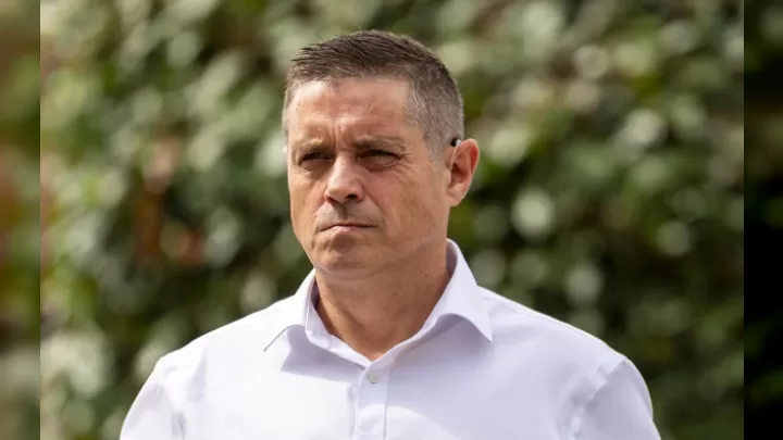 Britaniyalı Aktyor Con Elford Həbsxanada Vəfat Etdi