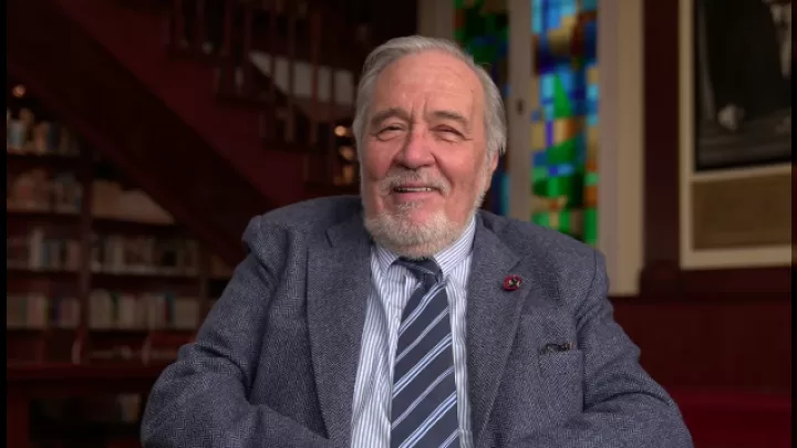 İlber Ortaylının Vəsiyyəti Reallaşdı: Minarədən çağırış