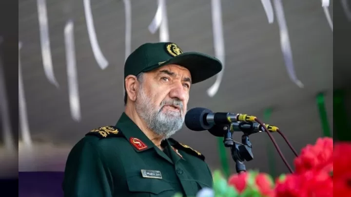 Ayətullah Xamenei General Möhsün Rzayini Müşavir Təyin Etdi