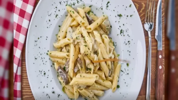 Makaronun Orqanizmə Sirli Təsiri: Hər Gün Yediyiniz Bu Qida…