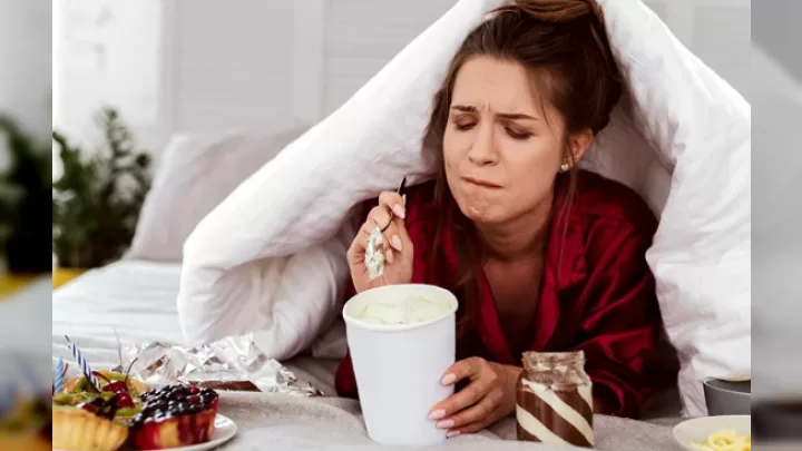 Psixi Sağlamlıq Düşmənləri: Hansı Qidalardan Uzaq Durmaq Lazımdır?