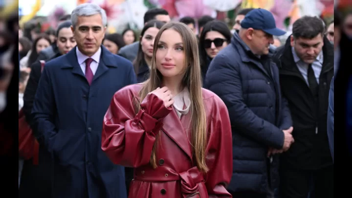 Alena əliyeva Novruz Yarmarkasında: Rəngarəng